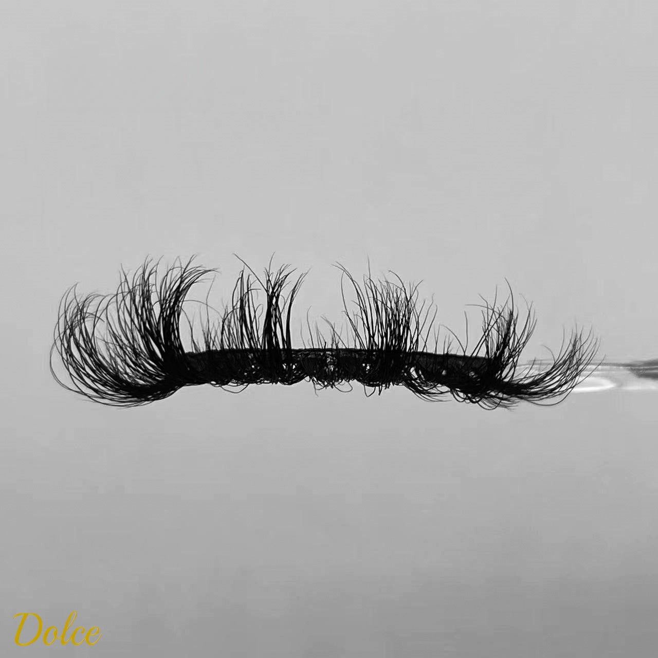 Dolce ( Fluffy D Curl 20mm Mink Lashes )