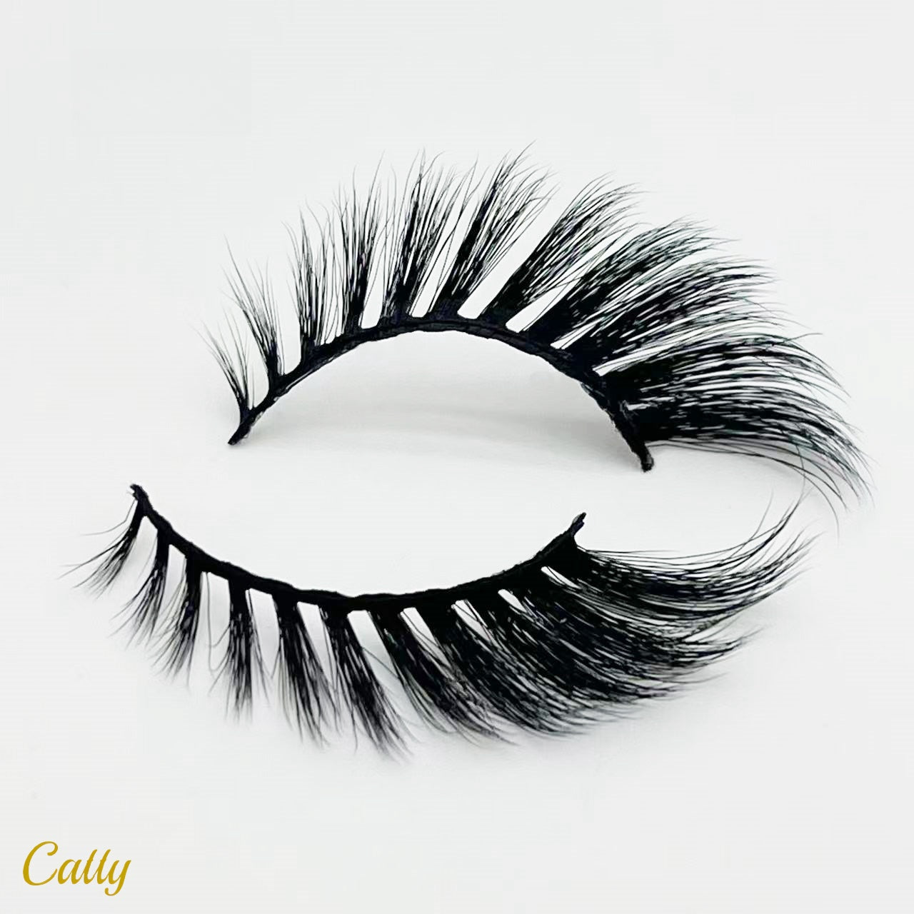 Catty ( Cat Eye 15-17mm Faux Mink Lashes )