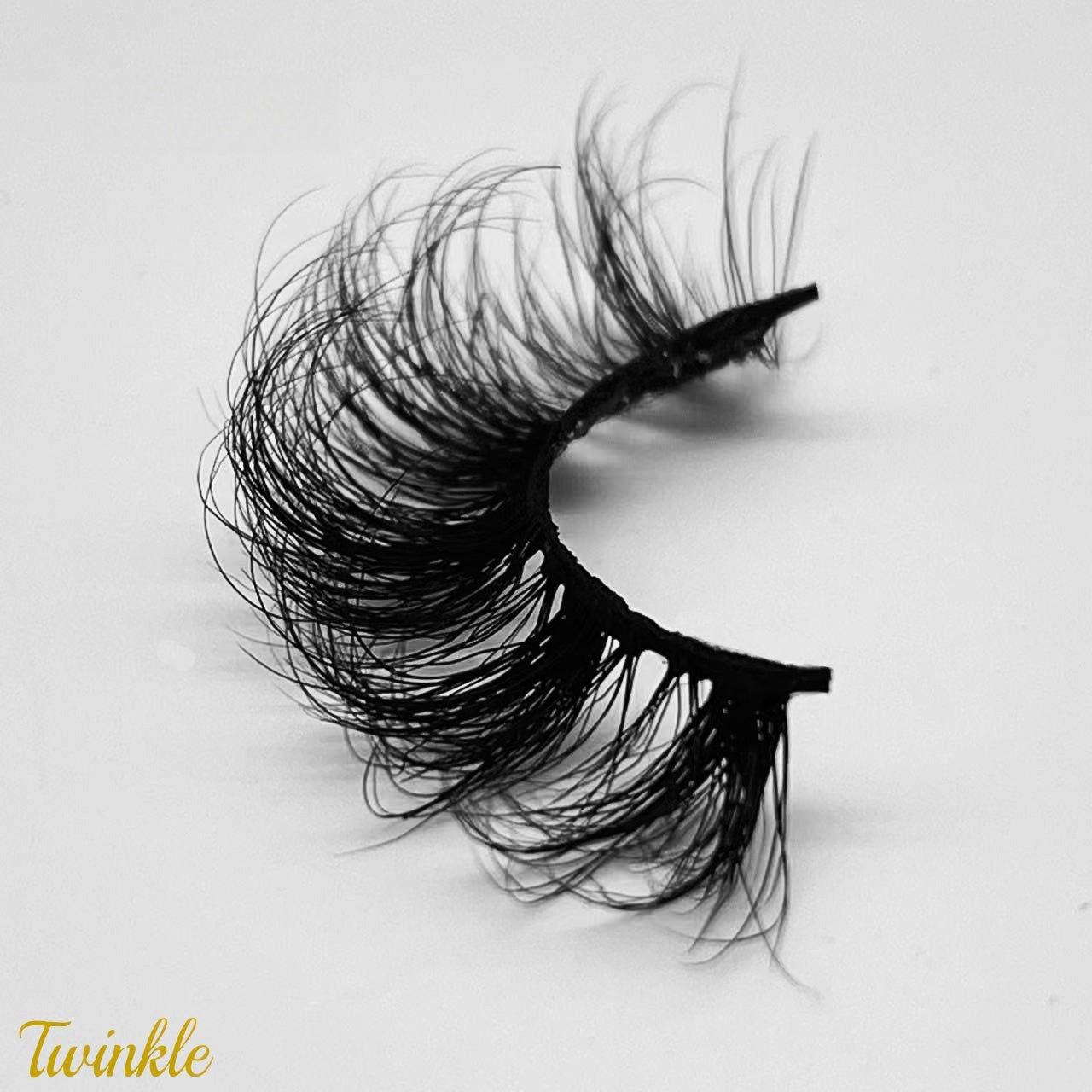 Twinkle ( Fluffy D Curl 20mm Mink Lashes )