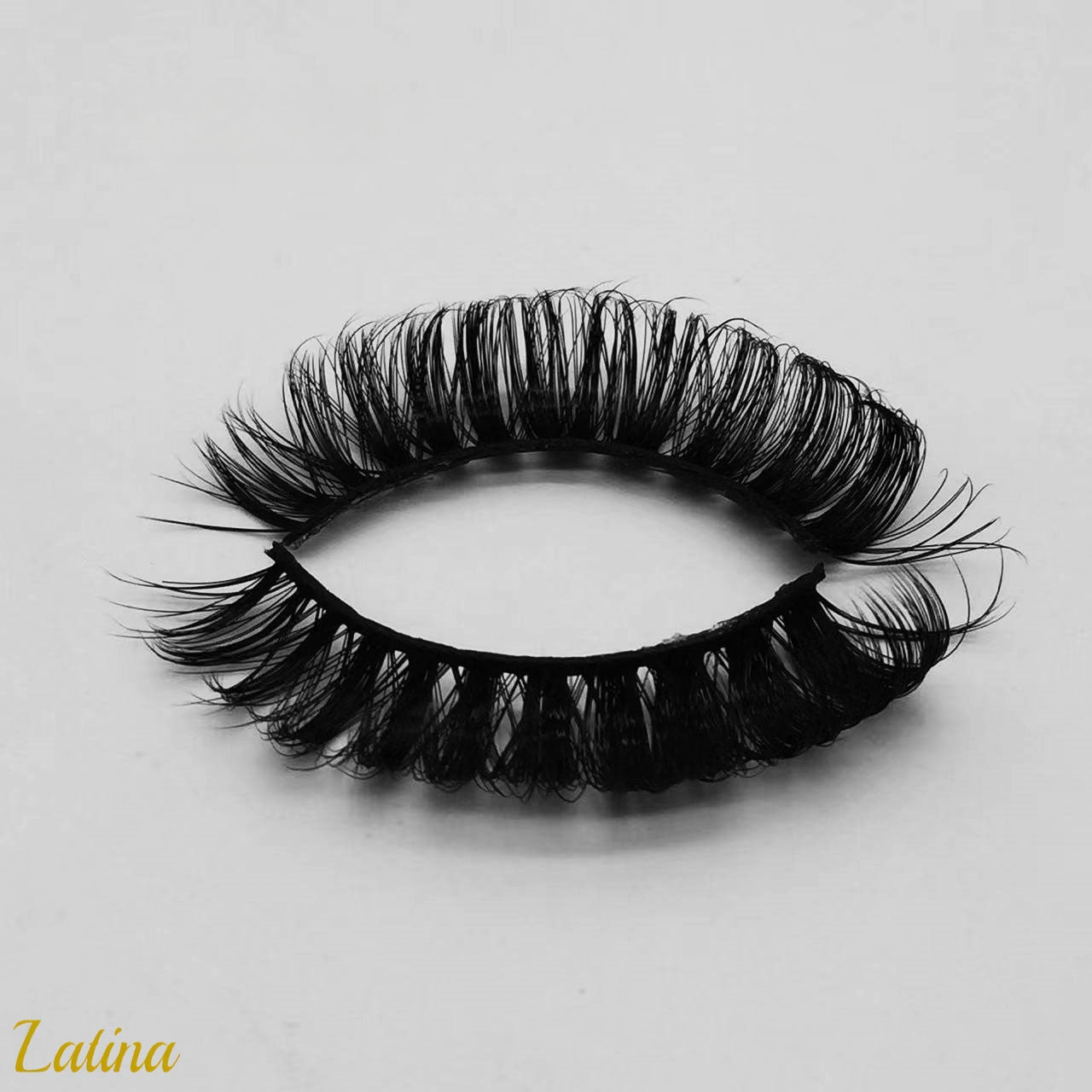 Latina ( Russian D Curl 15mm Fiber Lashes )